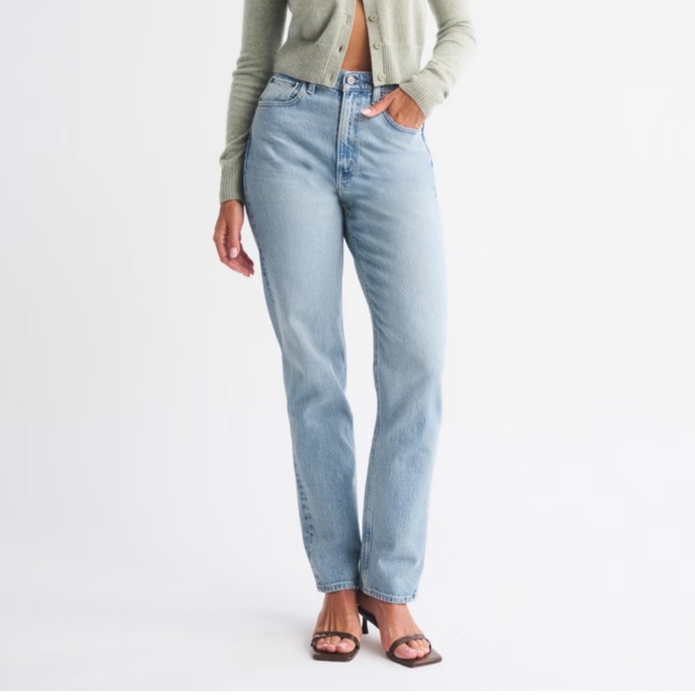 Abercrombie & Fitch High-Rise Straight Light Wash Jeans